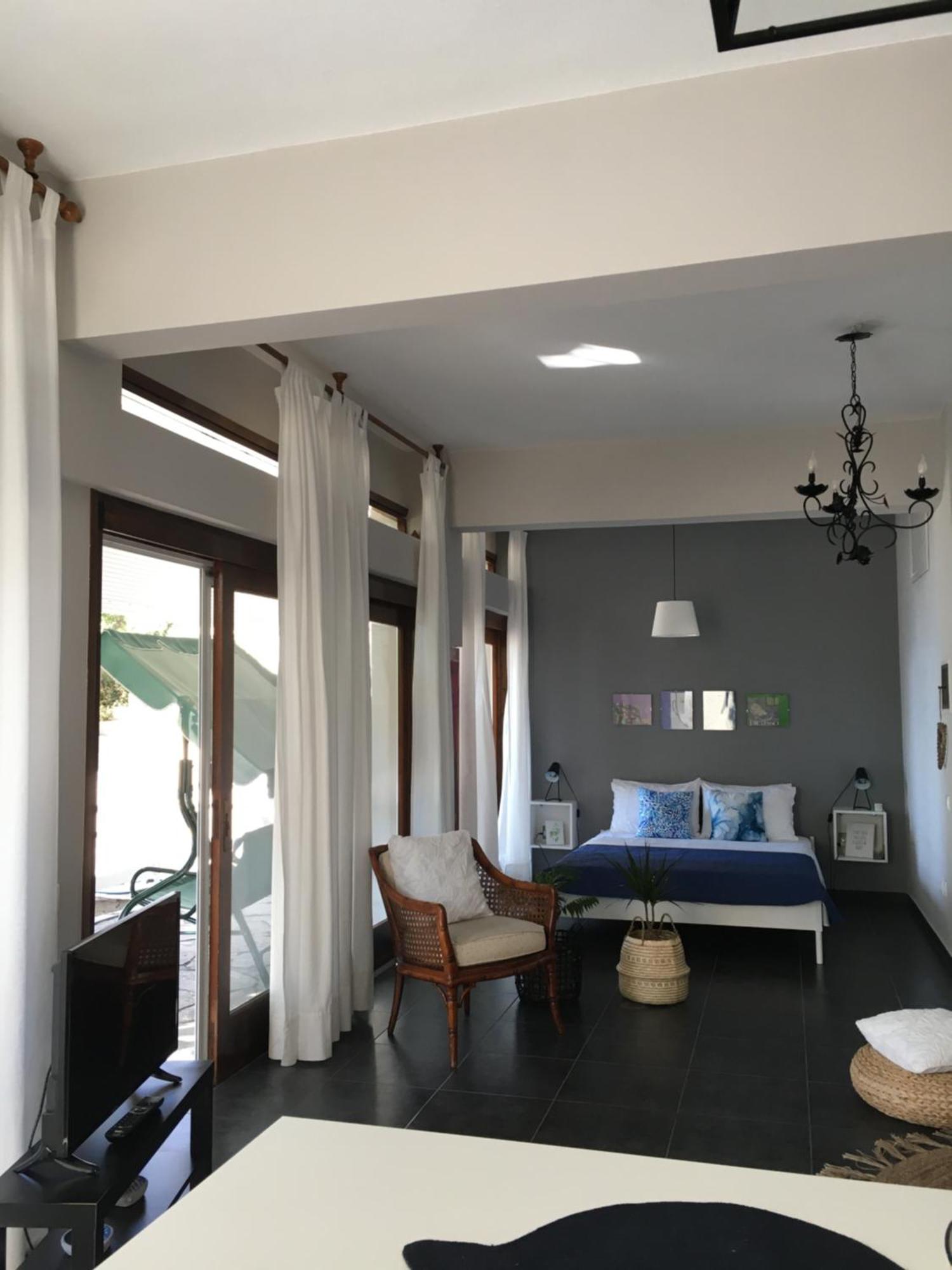 Secret Bay Apartment Palaiontsiflikion Exterior photo