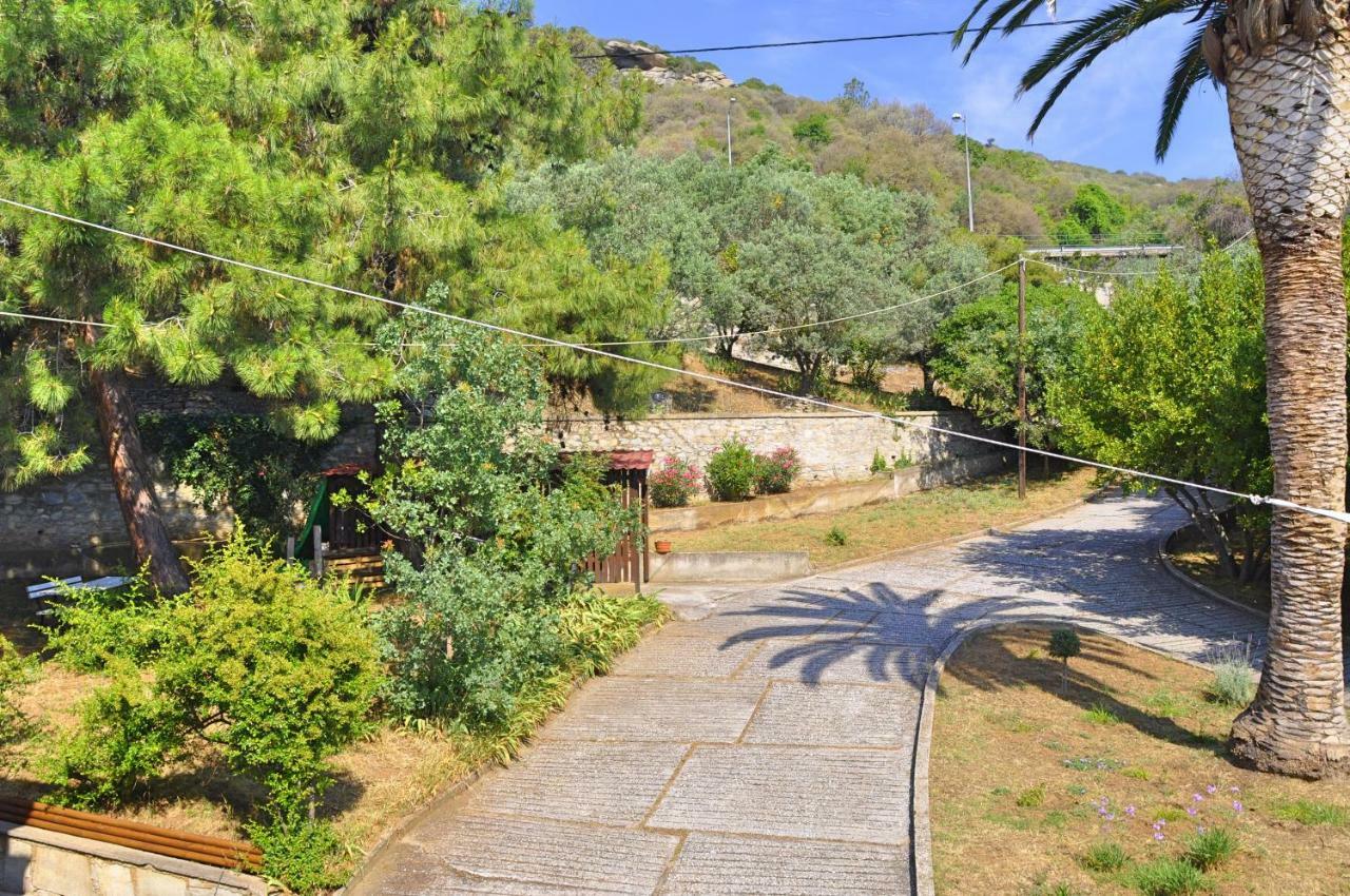 Secret Bay Apartment Palaiontsiflikion Exterior photo